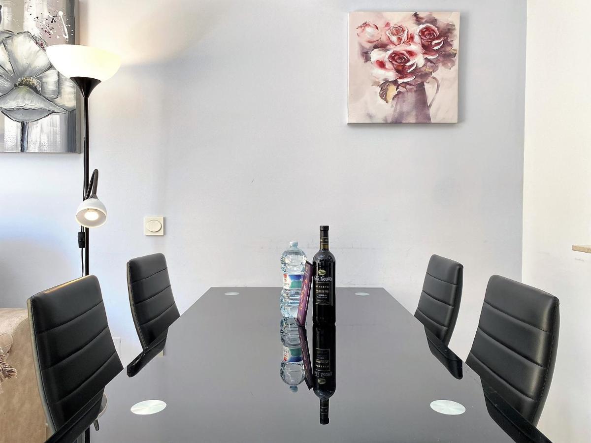 Triton Apartments Casasol نيرخا المظهر الخارجي الصورة